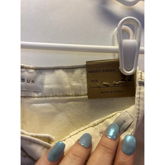 Pacsun “Baggy Cargo” NWT (size 22) white denim pants - Picture 10 of 10